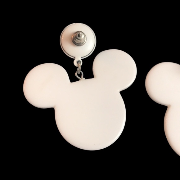 Resin mickey mouse silhouette dangle earrings - Picture 3 of 4